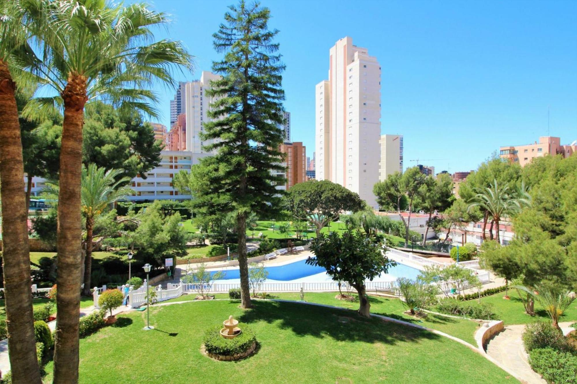 Alco Apartamentos: Playmon Park Бенидорм Экстерьер фото